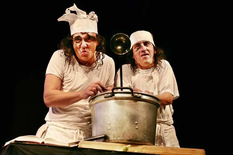 Les deux cuisiniers du spectacle « La Cuisine »