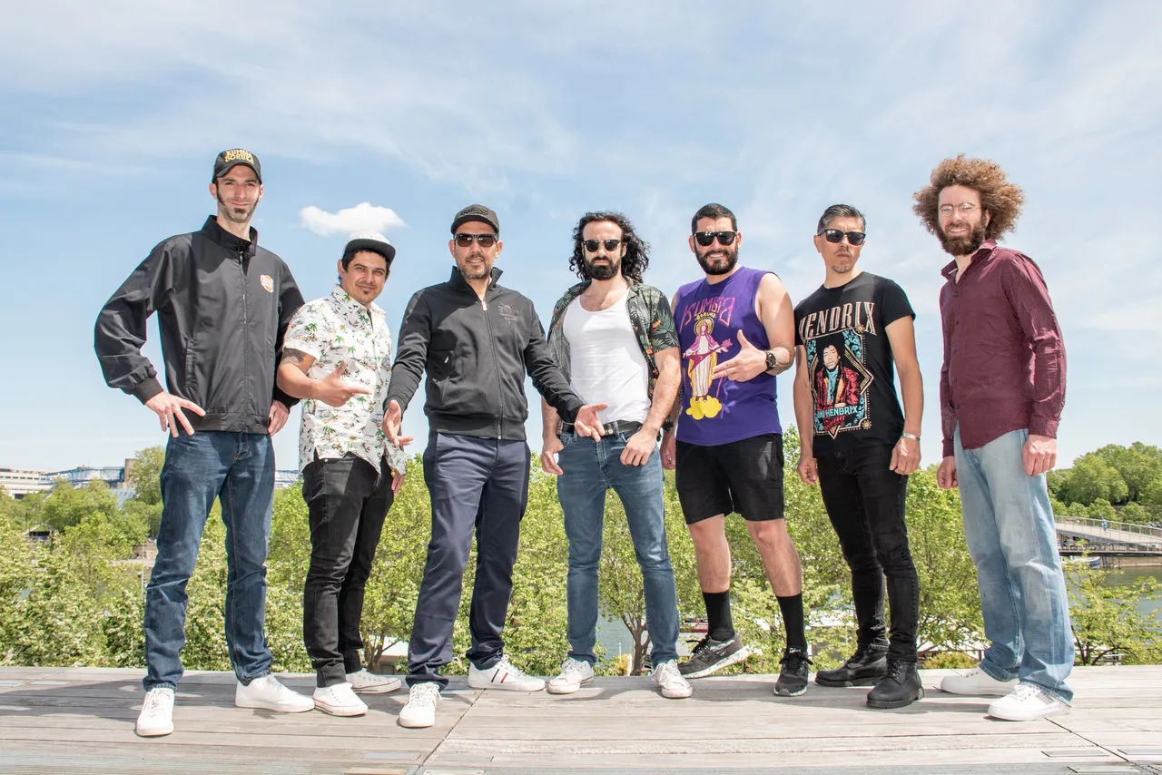 Les musiciens de Kumbia Boruka