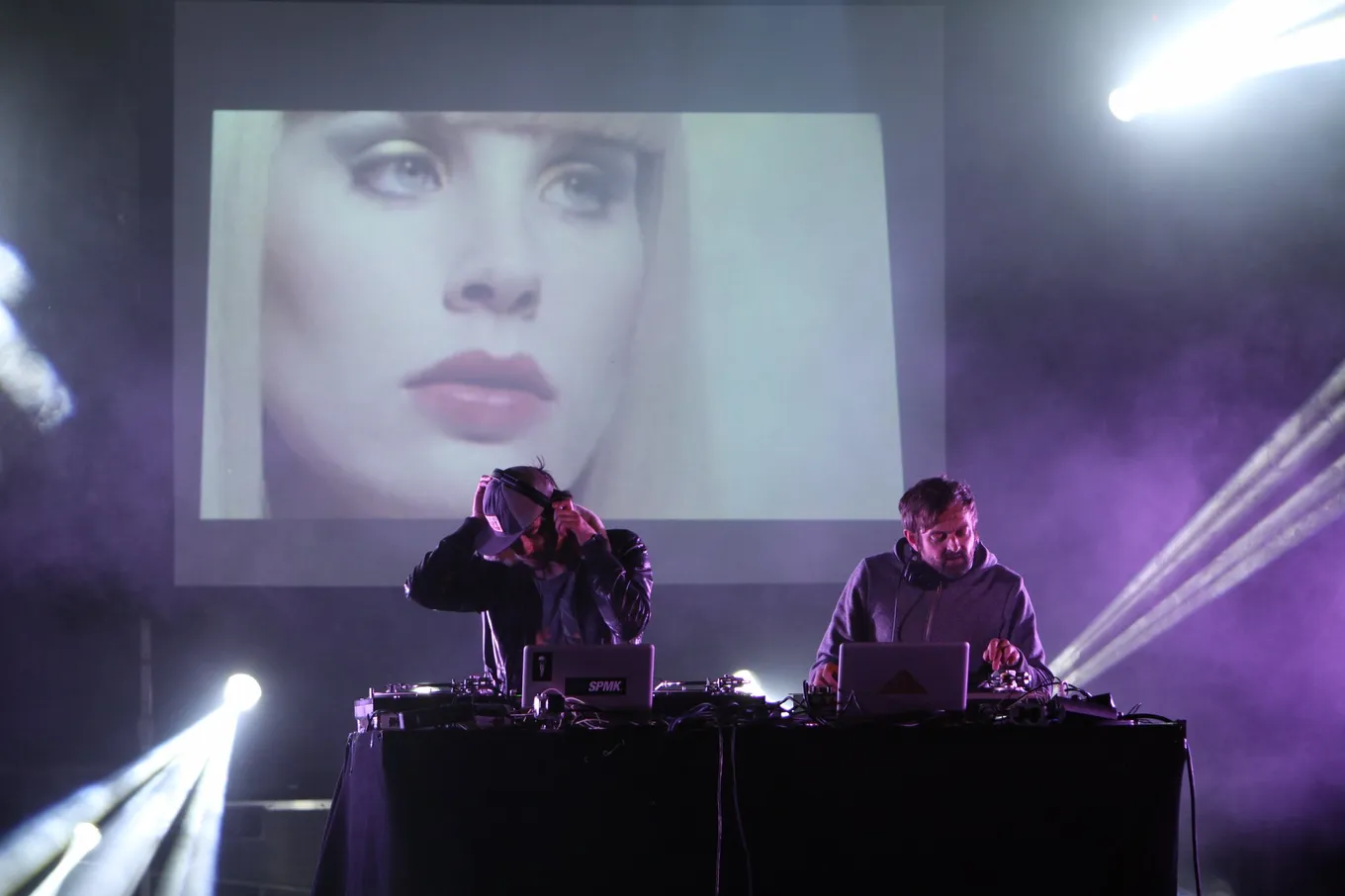 Christine en DJ set aux Mouillotins 2015