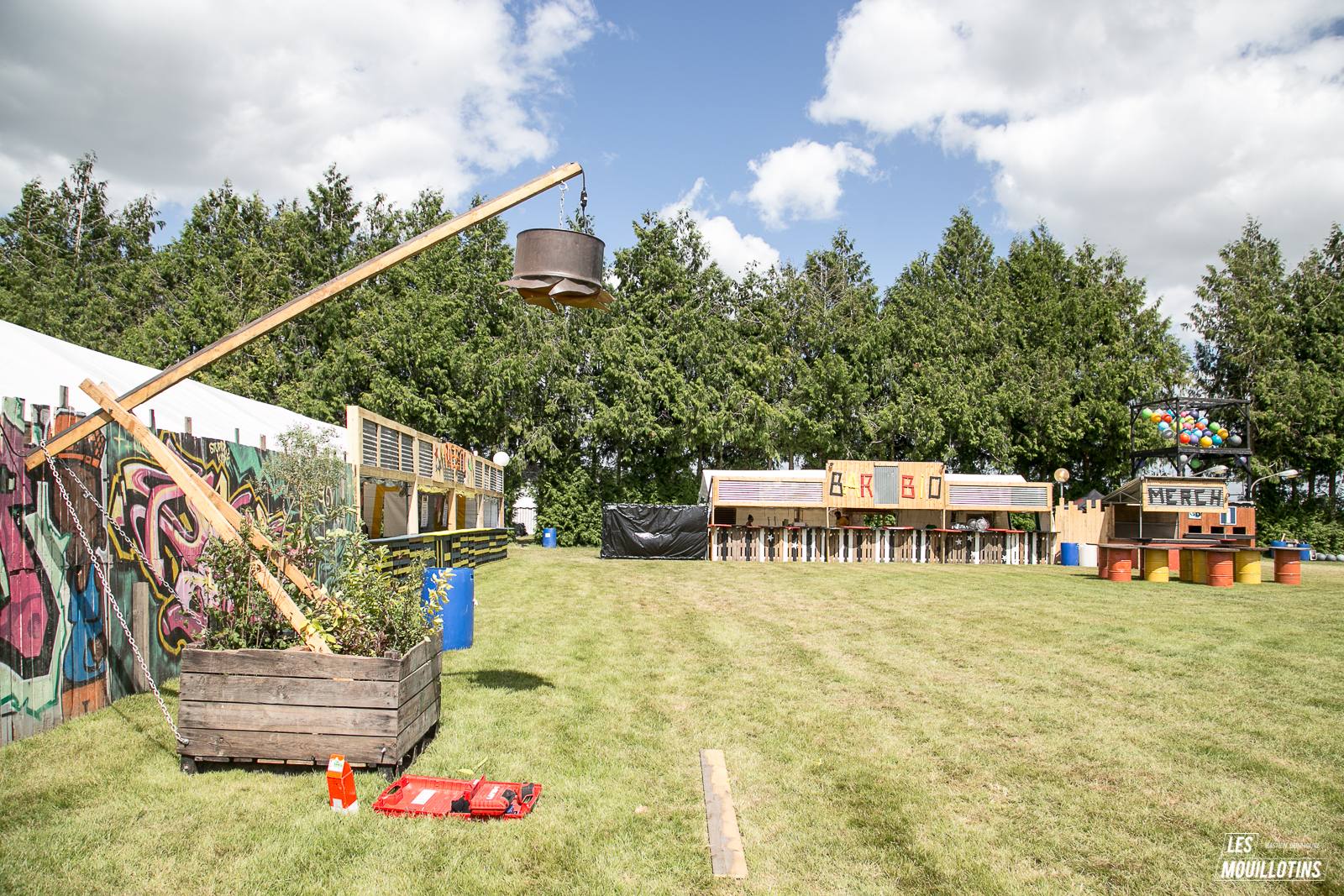 Sets built by the volunteers on the Les Mouillotins festival site