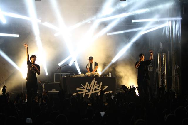 Symbiz feat. MC Zhi