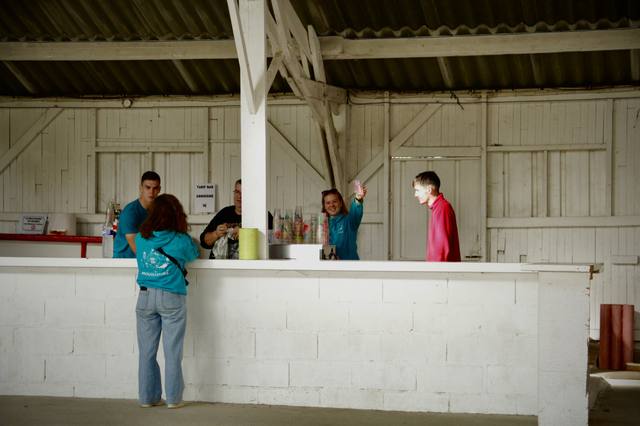 La buvette sous les tribunes - photo AMAC / Les Mouillotins