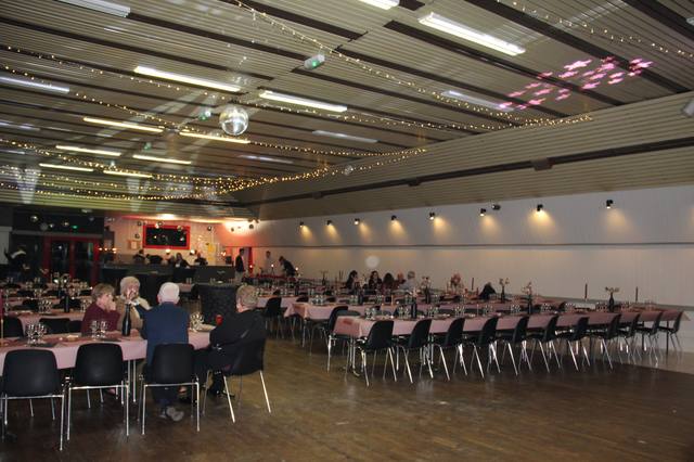 La salle prête pour le réveillon - photo AMAC / Les Mouillotins