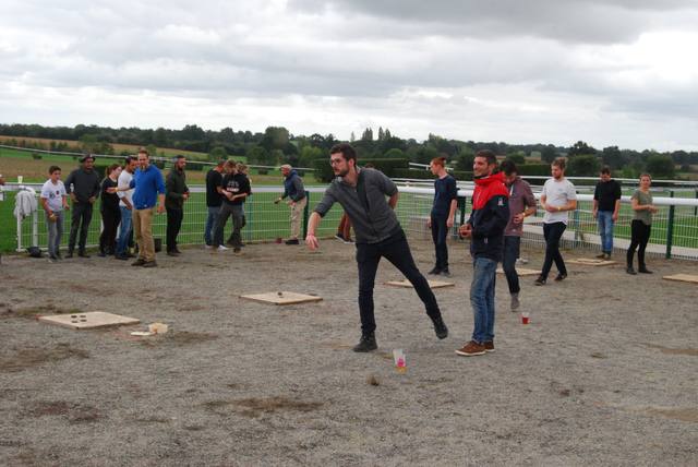 Le tournoi sur la piste de l'hippodrome - photo AMAC / Les Mouillotins