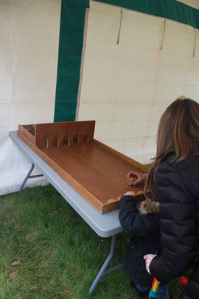 Un jeu d'adresse en bois de Payaso Loco - photo AMAC / Les Mouillotins