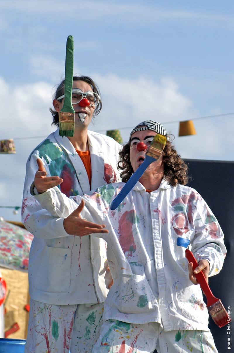 Les clowns jongleurs de la Cie Talisao - photo Olivier Lespets