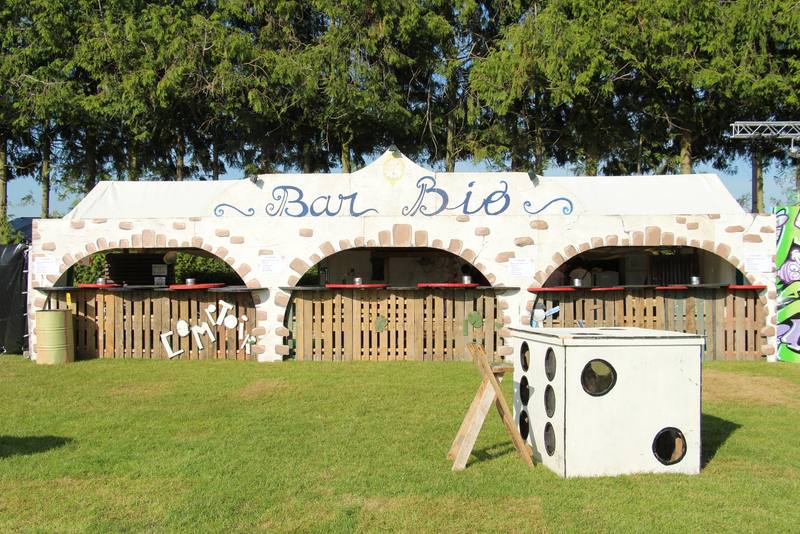 Le Bar Bio et ses décors en début de soirée - photo AMAC / Les Mouillotins