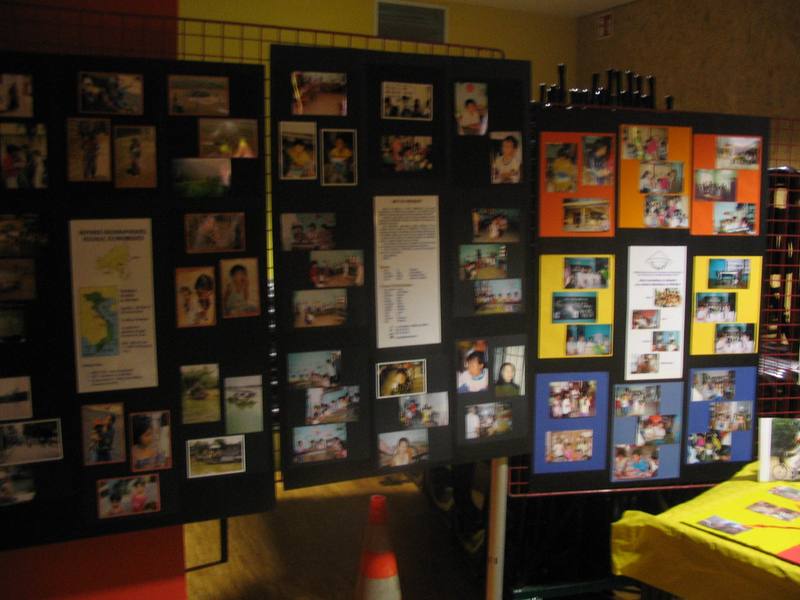 Une exposition photo présentée dans la salle du festival - photo AMAC / Les Mouillotins