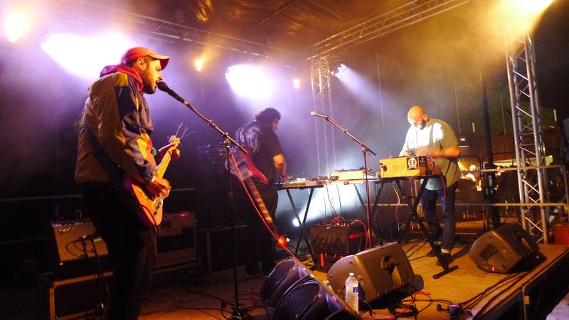 Animation vinyles pendant le festival - photo AMAC / Les Mouillotins